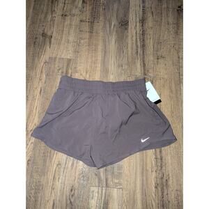Nike One Dri-Fit Women’s Shorts Mid-Rise 3" Brief-Lined Size L Zip Pocket‎